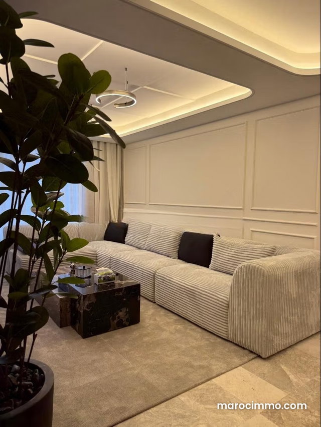 Bel appartement à vendre à city center tanger tous neuf meubler en face de la gare tgv — 3