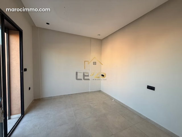 Super Opportunity Studio in Guéliz, Large Terrace — 4