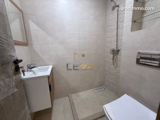 Super Opportunity Studio in Guéliz, Large Terrace — 5