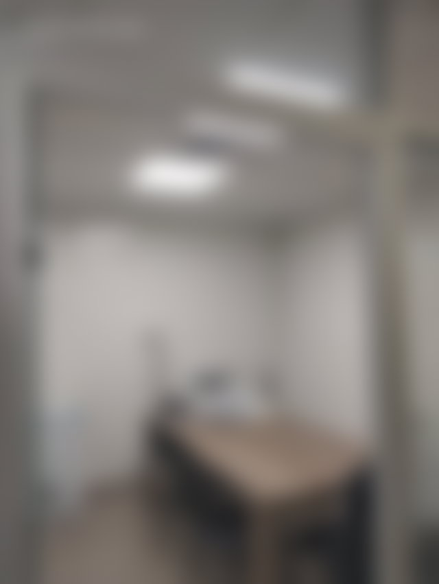 69 m² Office for Rent in Derb Ghallef, Casablanca, with Open Views — 2