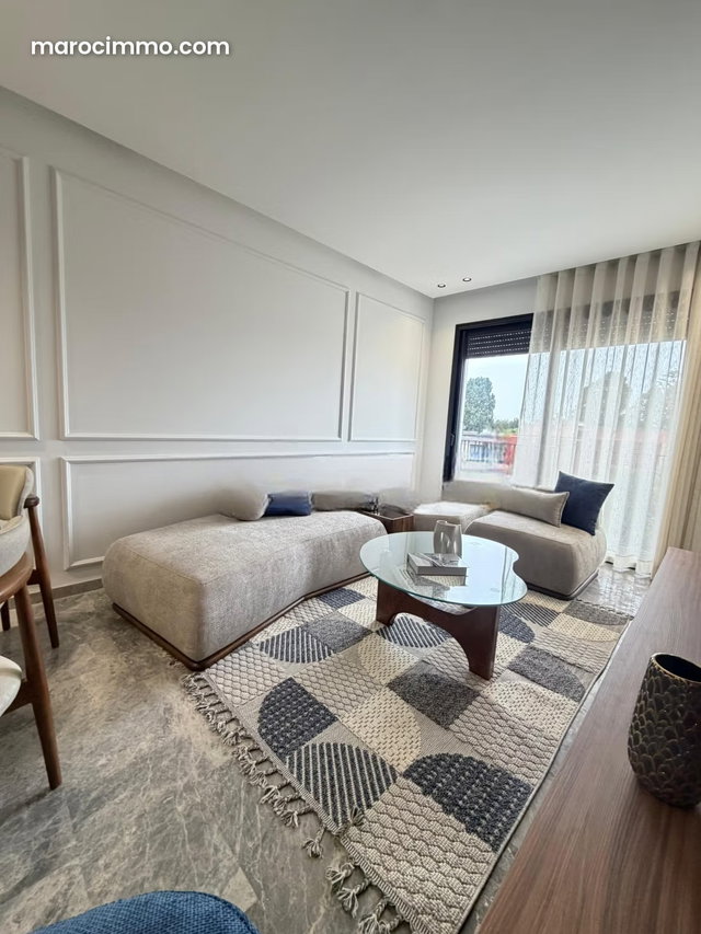 Appartement en location à Oasis. 2 grandes pièces. Bien meublé — 2