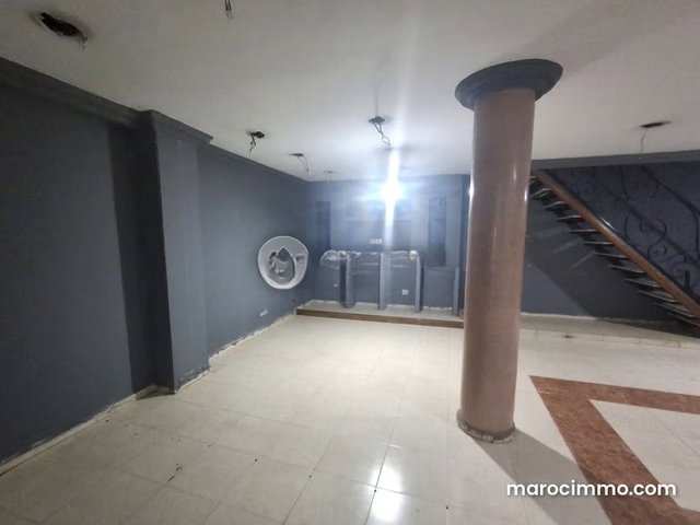 Commerce à louer 144 m² 2 Mars Casablanca — 2
