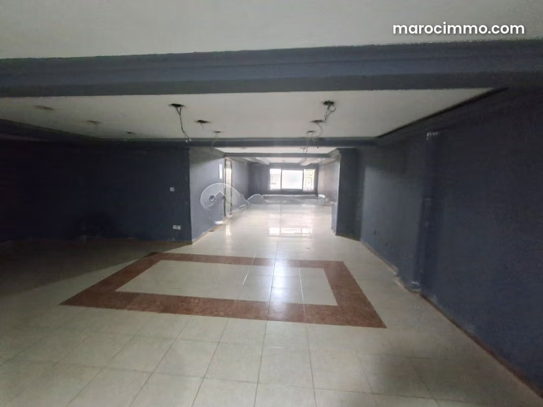 Local commercial 144 m², boulevard 2 Mars, Casablanca — Casablanca