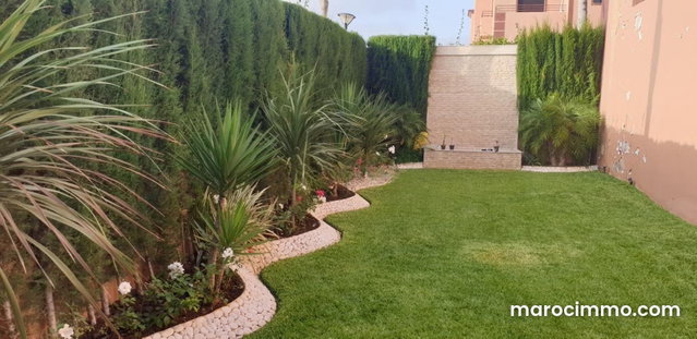 Somptueuse maison à vendre à Sidi Bouzid. Surface totale 340 m². Meublé — 3