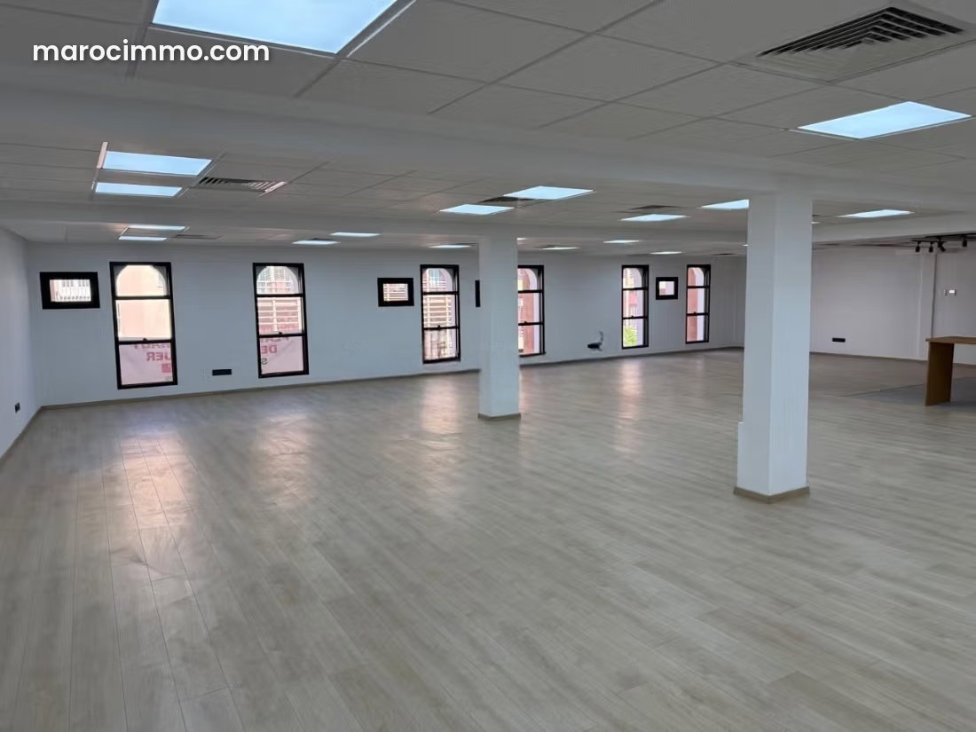 New 198 sqm Office, Guéliz, Marrakech, 3rd Floor with Elevator — Marrakesh