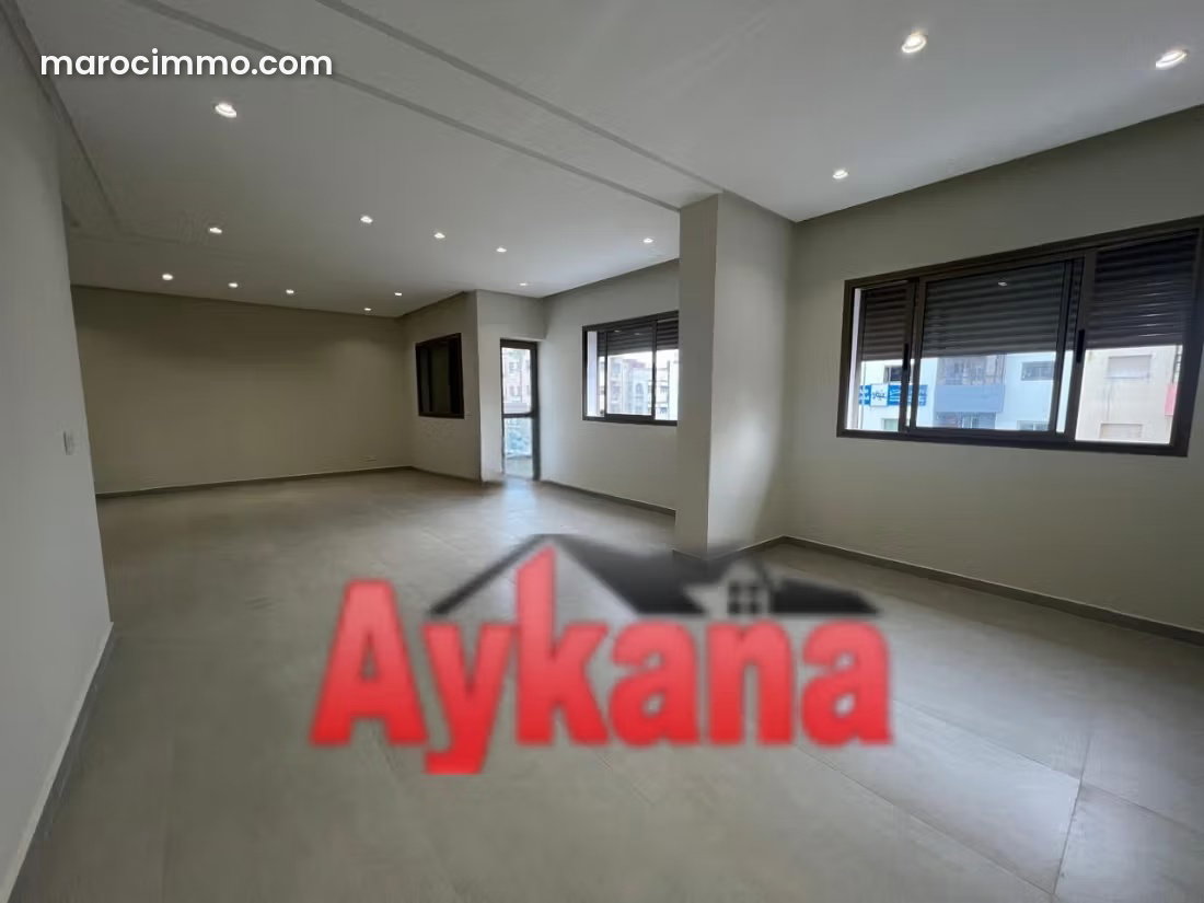 100 sqm Office for Rent in Témara City Center — Temara