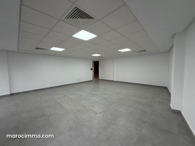 Plateau bureau neuf à vendre 2 mars — الدار البيضاء