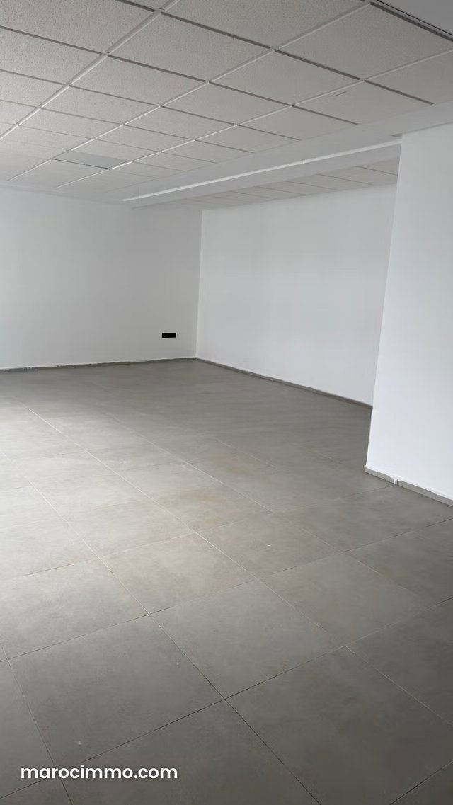 Offices for Rent at Avenue Tarik bnou Ziad, Abbadi. 61 m². Secure Residence — 3