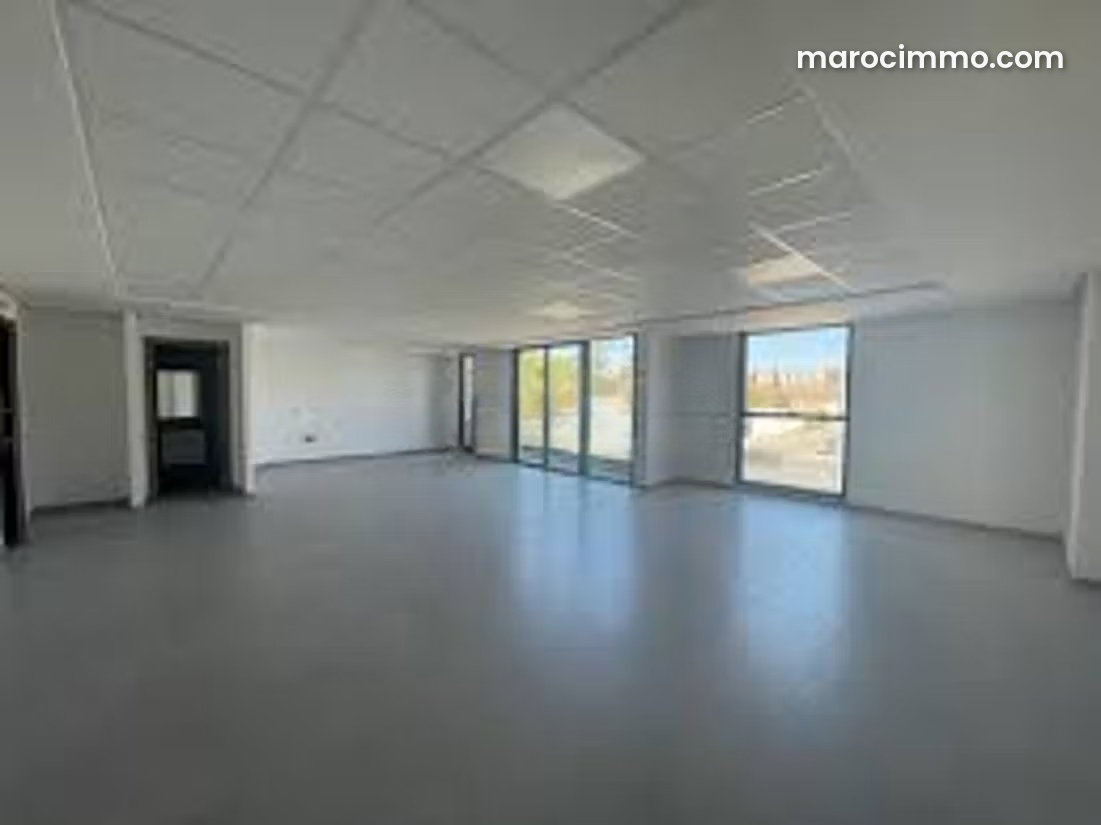 50 m² Office for Rent, Gueliz, Marrakech, Modern Building — Marrakesh
