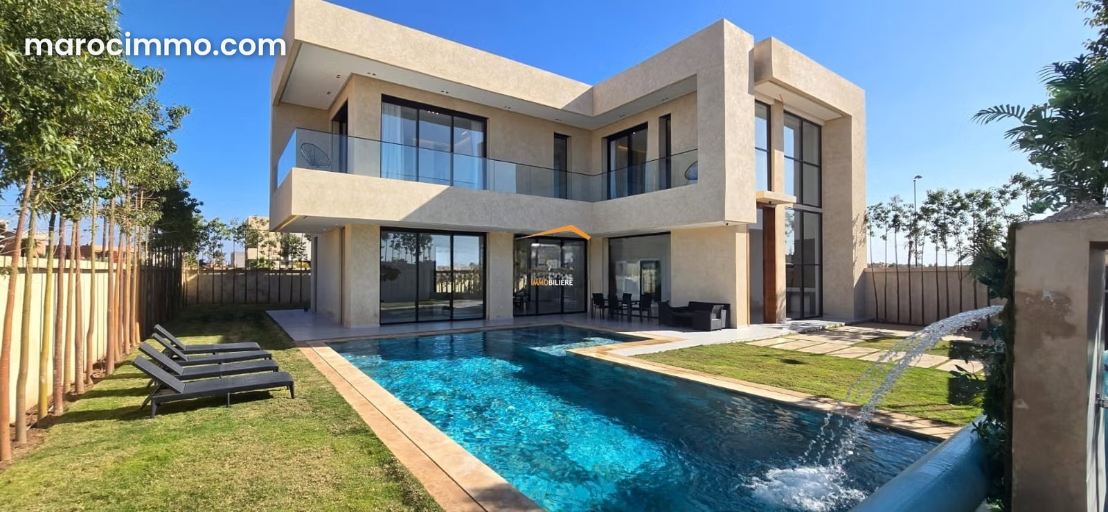 Villa neuve 390 m² avec piscine et jardin arboré, Annakhil Marrakech — Marrakech