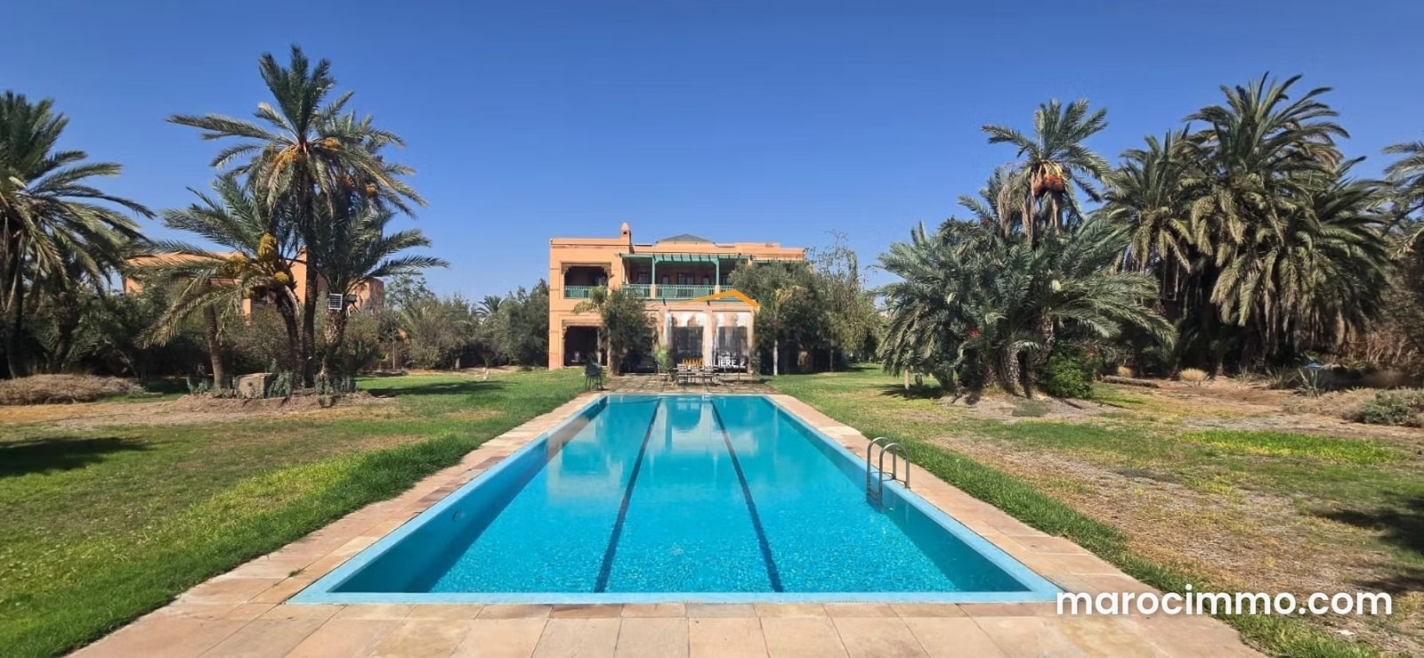 660 m² Villa on a 5,000 m² Garden, Palmeraie, Marrakech — Marrakesh