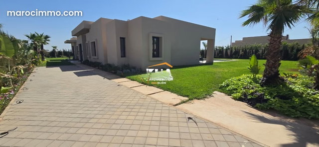 Beautiful Ground Floor Villa Located in a Private and Secure Residence — 3