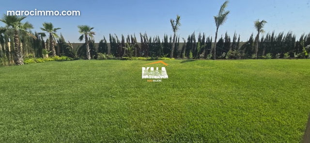Beautiful Ground Floor Villa Located in a Private and Secure Residence — 4