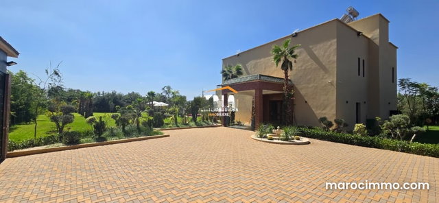 Magnifique Villa située sur la route de Sidi Abdellah Ghiat — 5