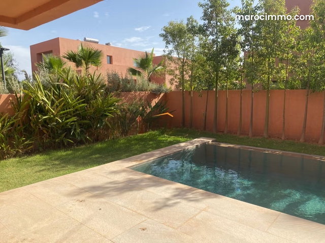 Beautiful villa located in a secure residence of 10 villas — 4