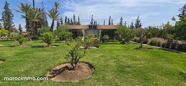 Beautiful Character Villas Located 15 Minutes from Marrakech City Center — 3