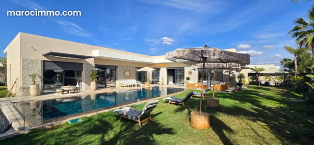 Luxury Ground-Floor Villa in a Secure Residence — 4