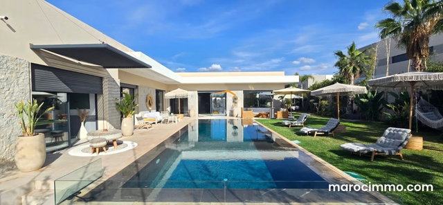Luxury Ground-Floor Villa in a Secure Residence — 3
