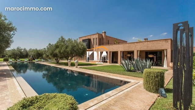 Très jolie Villa située dans la Palmeraie de Marrakech — 3