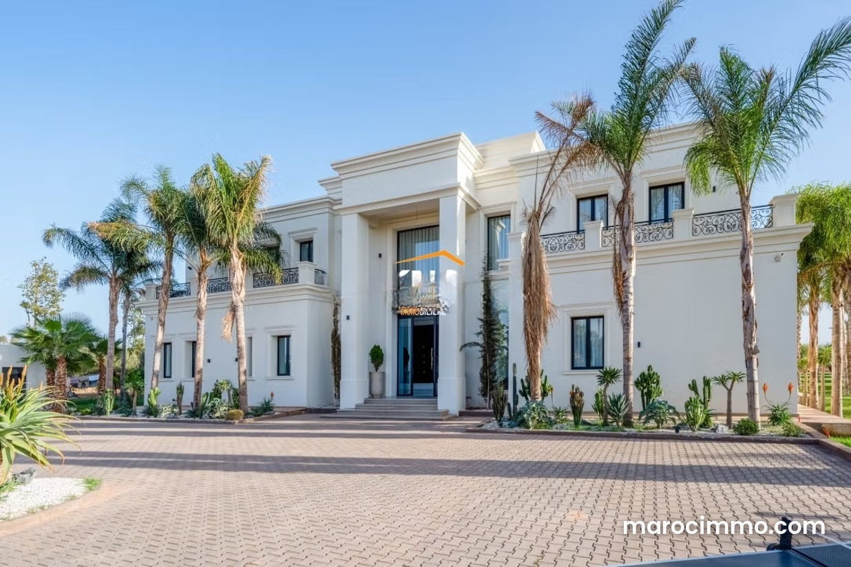 New 850 sqm Villa on 3 Hectares, Amezmiz Road in Marrakech — Marrakesh