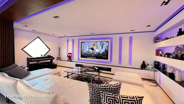 Beautiful, Bright and Modern Apartment with Unobstructed View in the Heart of Wintering — 2