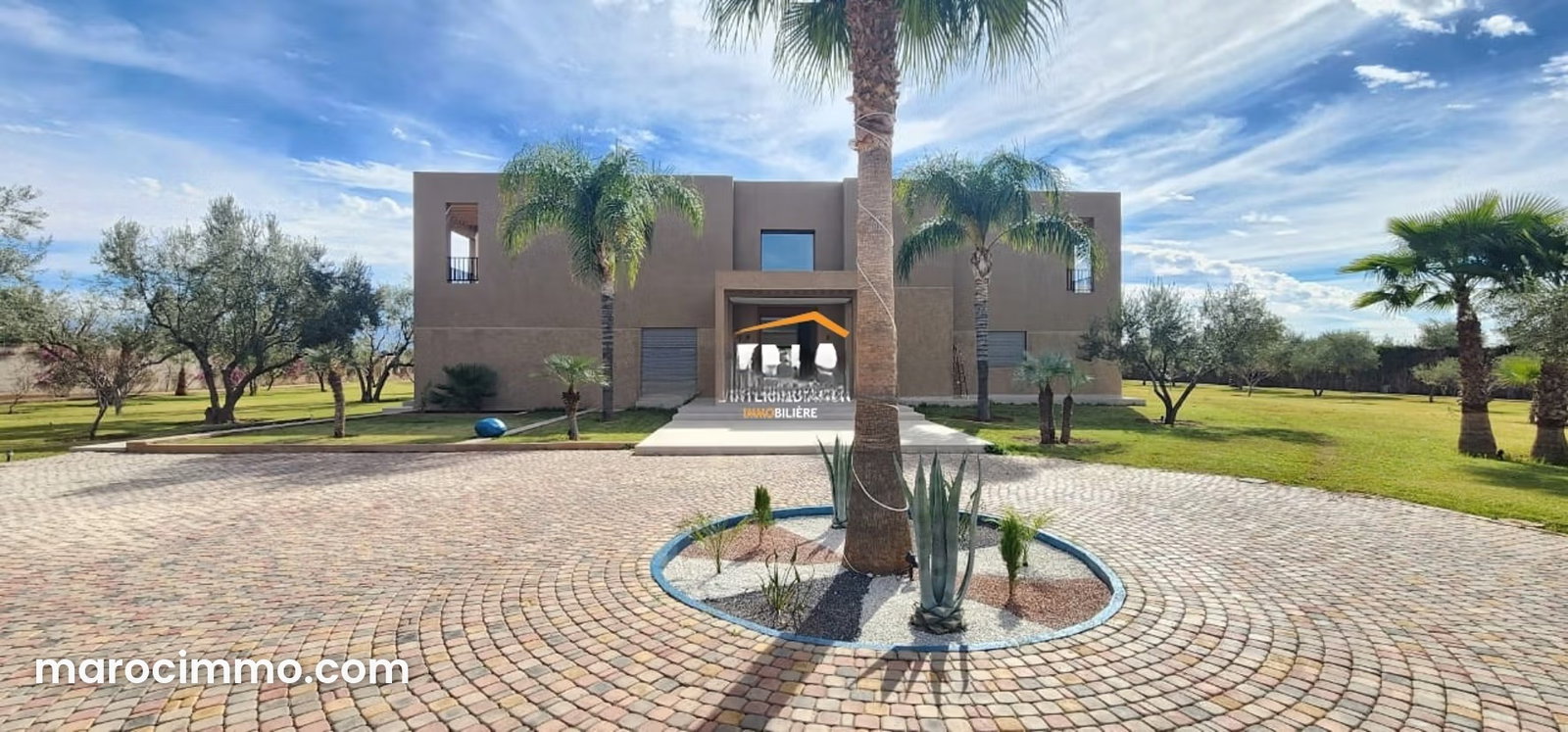 New 700 sqm villa on 1 hectare, Ourika Road, Marrakech — Marrakesh