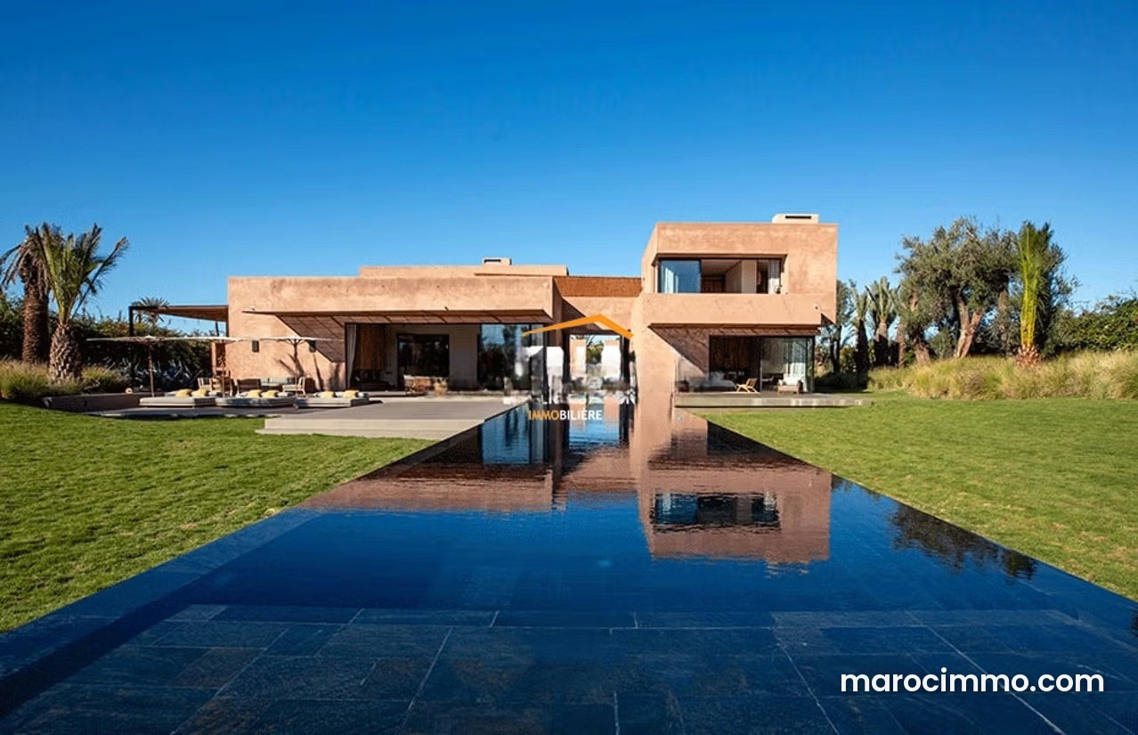 950 sqm villa on 1.2 hectares, Marrakech Palmeraie, Atlas views — Marrakesh