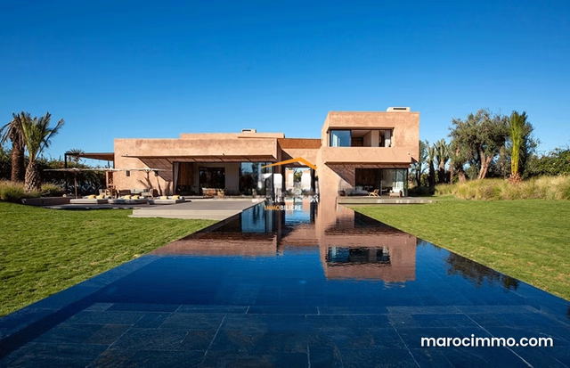 Superbe Villa contemporaine face aux montagnes de l'Atlas — Marrakech