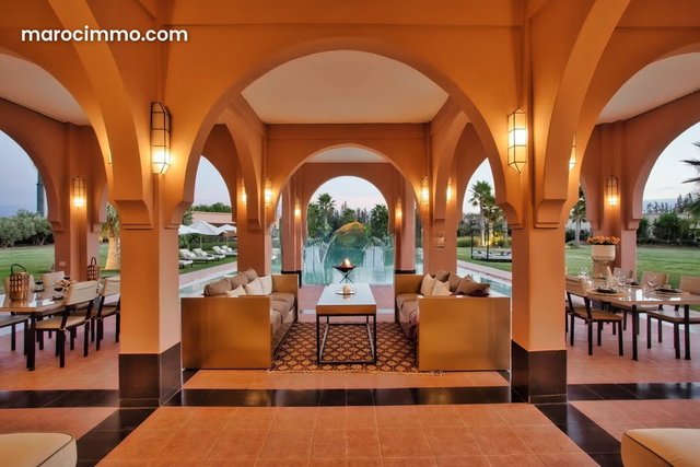 Luxurious and Magnificent Property with Arabo-Andalusian Design Facing the Atlas Mountains — 3