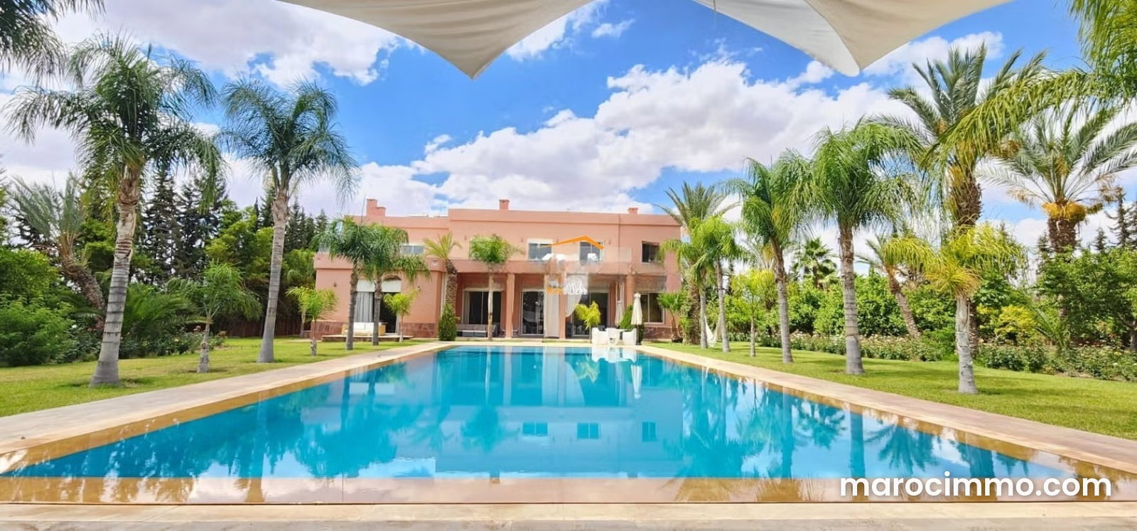 1,400 m² Villa on 7,580 m² of Land, Route de Fès, Marrakech — Marrakesh