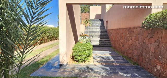 Modern and Atypical Villa with Ground Floor Evening Area and Upper Floor Living Area with Pool — 3