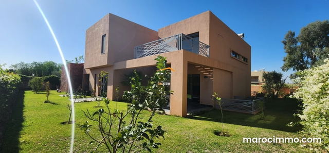 Modern and Atypical Villa with Ground Floor Evening Area and Upper Floor Living Area with Pool — Marrakesh