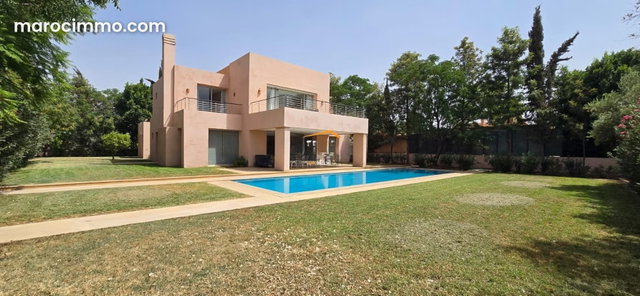 Beautiful Contemporary Villa on Golf Course Frontline — 3