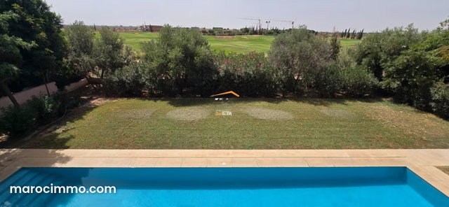 Beautiful Contemporary Villa on Golf Course Frontline — 4