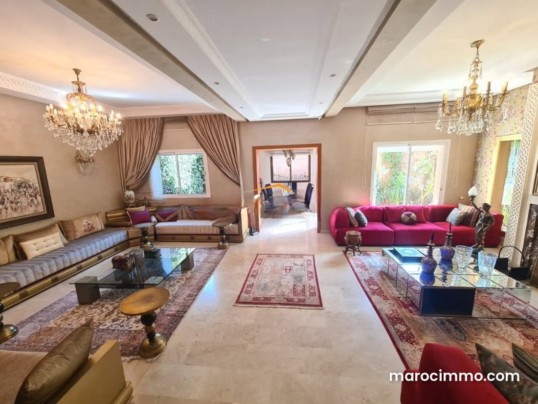 Villa 300 m² avec piscine privée, domaine sécurisé Route de Fès — Marrakech