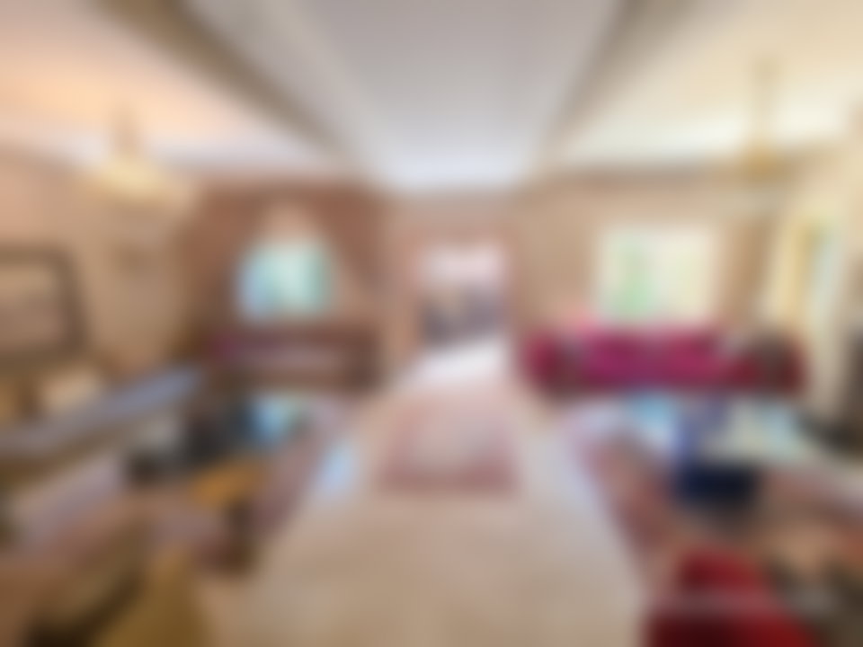 فيلا راقية بمسبح خاص على طريق فاس في مراكش