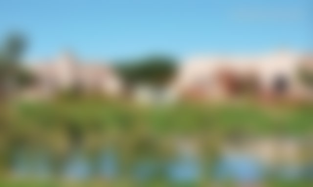 فيلا راقية مفروشة مع مسبح وحديقة على طريق فاس بمراكش — 3