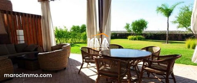 Beautiful Villa 20 Minutes from City Center in a Secure Domain — 5