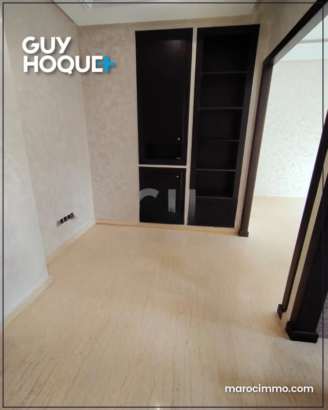 Grand Studio vide Gauthier — 4