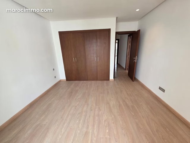 Appartement a louer souissi — 4