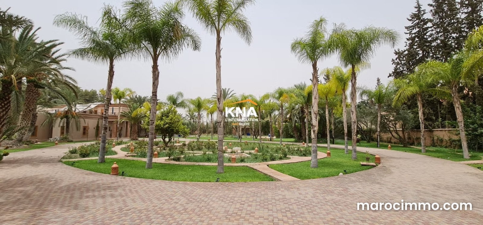 Villa neuve à la Palmeraie, Marrakech, jardin et piscine — Marrakech