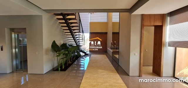 Beautiful Contemporary Villa Newly Built in Golf Front with Unobstructed View of the Atlas — 5