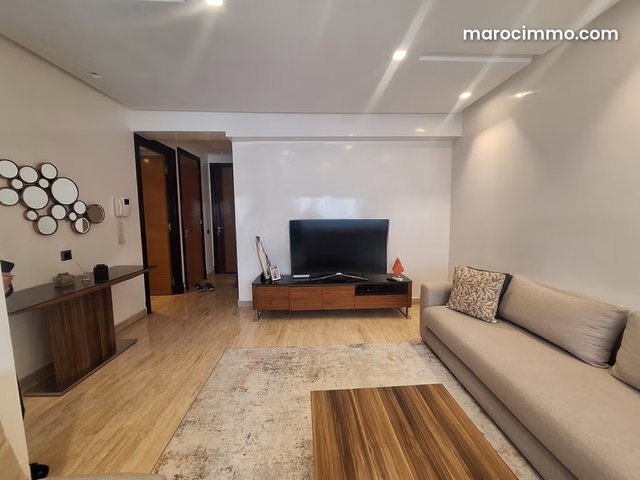 Appartement à louer à Roches Noires. 3 grandes pièces. Meublé — 2