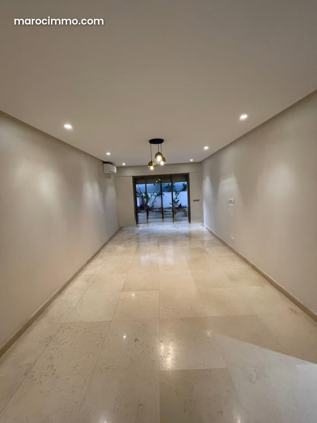 2-Bedroom Apartment with Terrace, Beauséjour, Casablanca — Casablanca