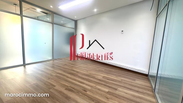 Superbe bureau 124m2 Vide Blvd ANFA 0 vis à vis — 3
