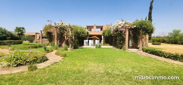 Très jolie Villa de haut standing de style contemporain mixte — 5