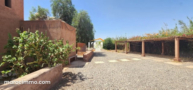 Très jolie Villa de haut standing de style contemporain mixte — 4