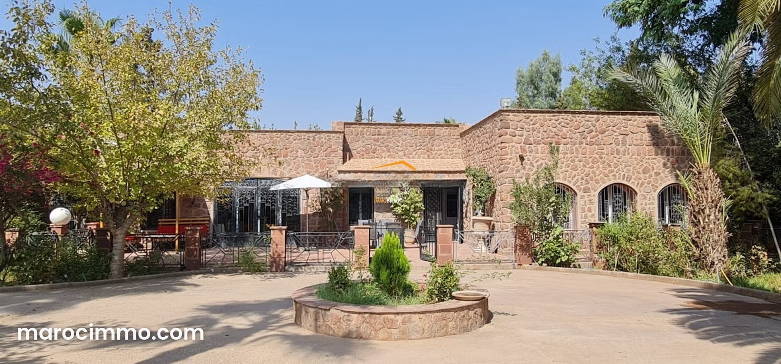 Villa haut standing 1085 m², Route de Ouarzazate, Marrakech — Marrakech