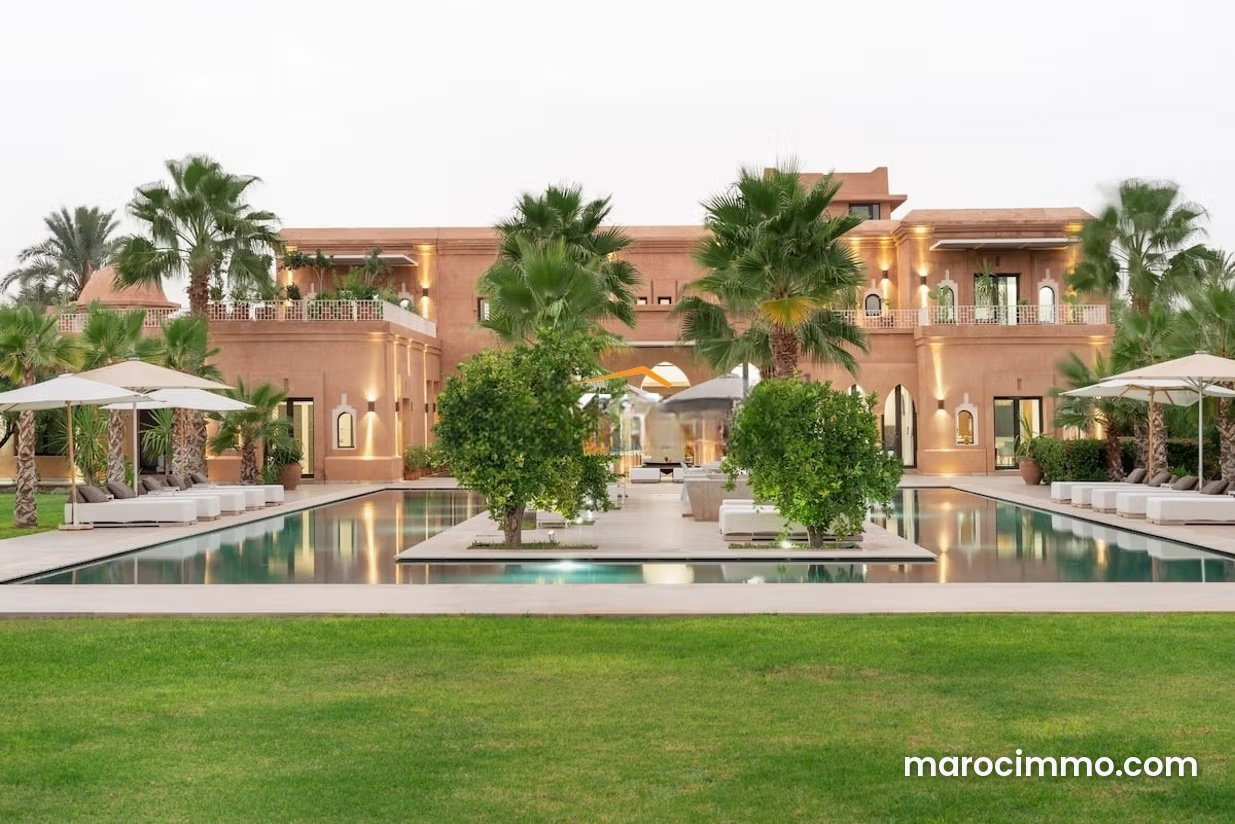 Villa d'exception à la Palmeraie, Marrakech, sur 13000 m² de jardins — Marrakech