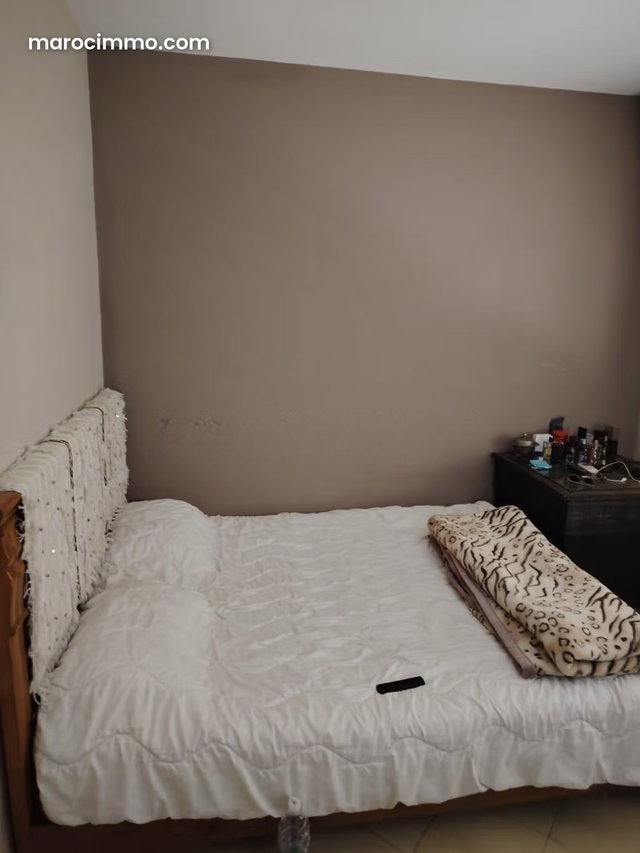 Maison a vendre à tlila — 2